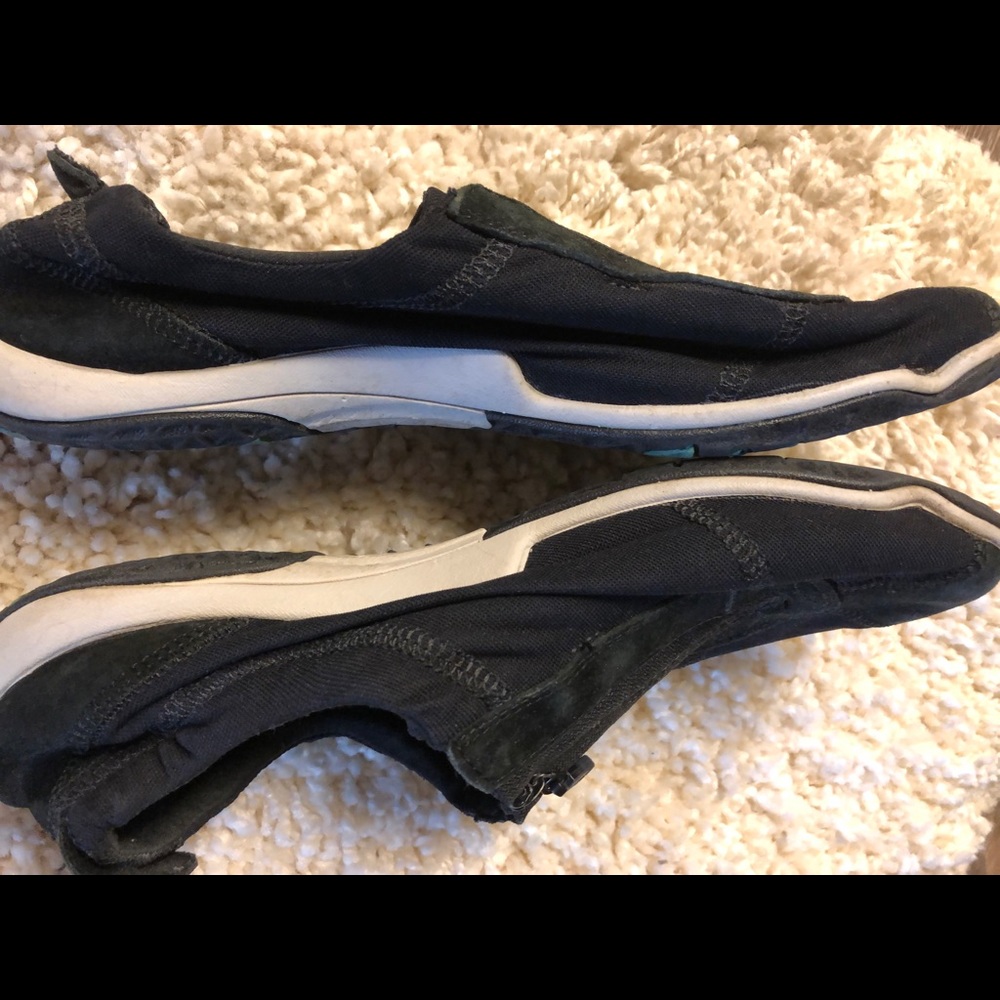 Merrell Zip Shoe - Picture 3 of 4